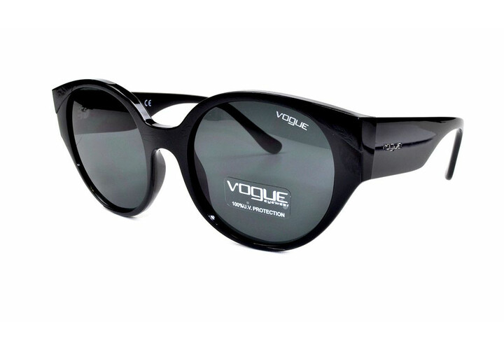 Vogue 5245 W44