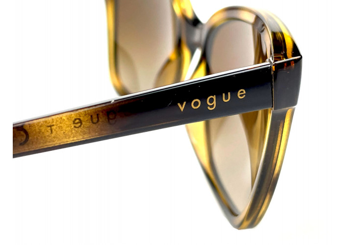 Vogue 5426 W656