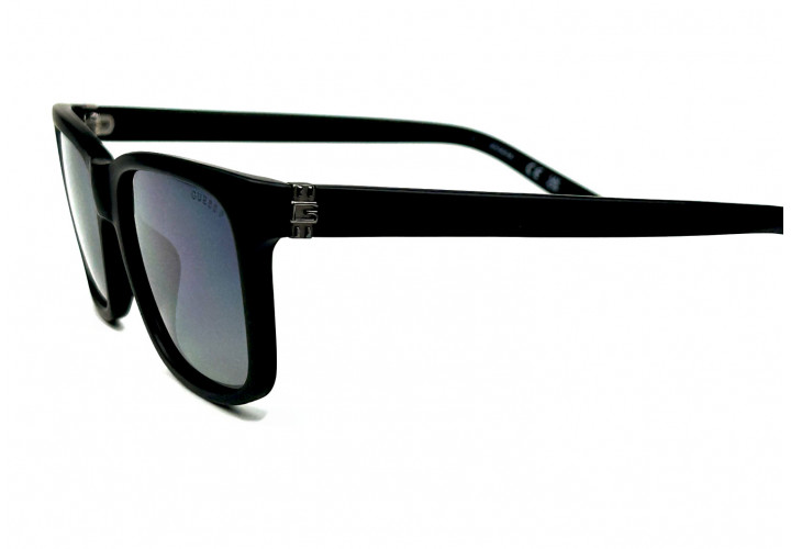 Guess 00066 02D