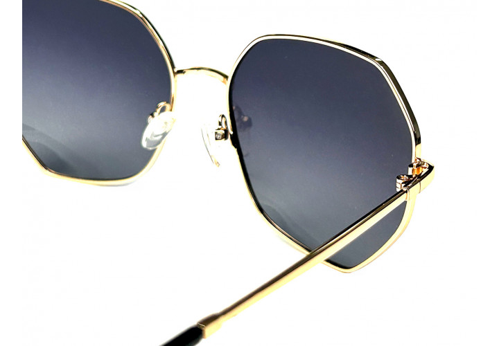 Valentin Yudashkin 973 C1