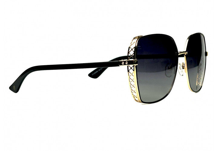 Valentin Yudashkin 908 C1