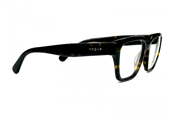 Vogue 5511 W656