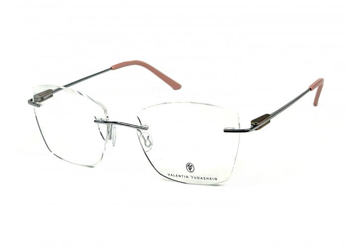Valentin Yudashkin 1286 C2