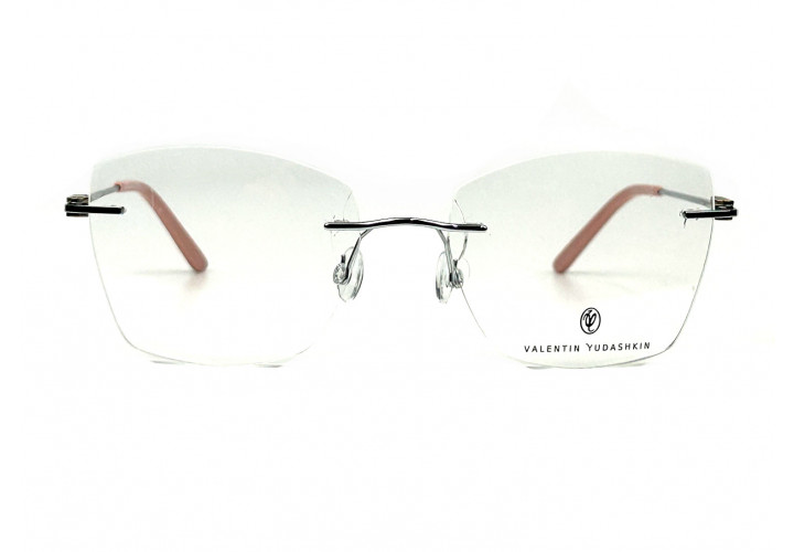 Valentin Yudashkin 1286 C2