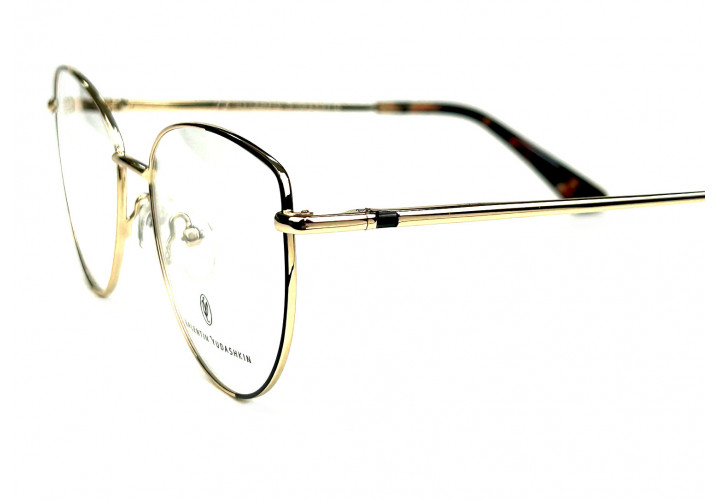 Valentin Yudashkin 6004 C1