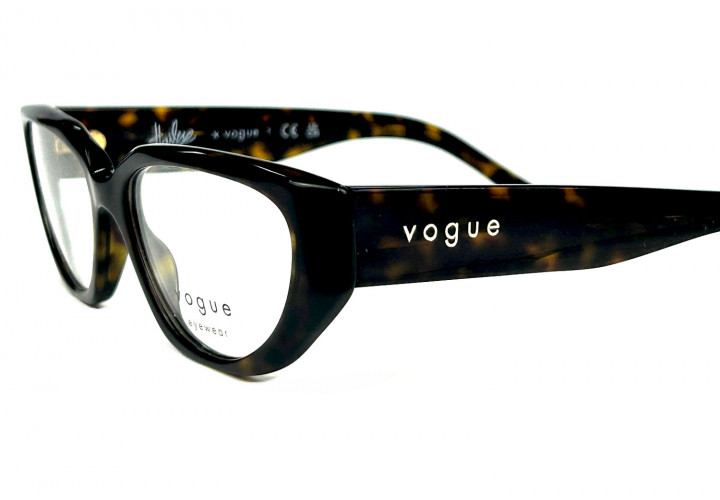 Vogue 5439 W656