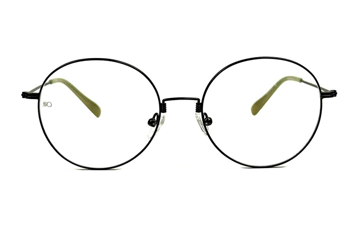 AVO Amadeo 4
