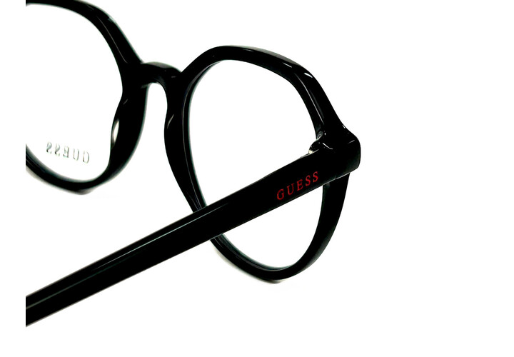 Guess 50166 001