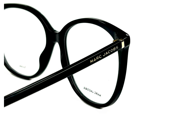 Marc Jacobs 745 807