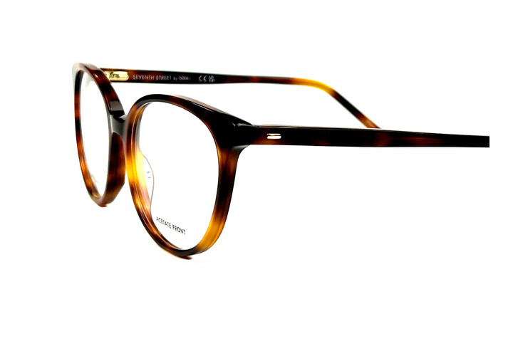 Seventh Street 611 086