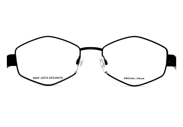 Marc Jacobs 895 003