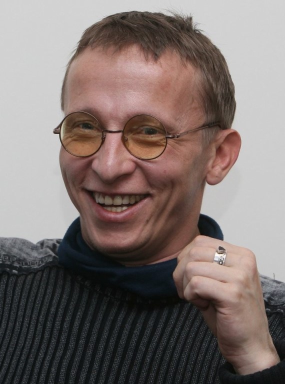 Иван Охлобыстин - круглые очки